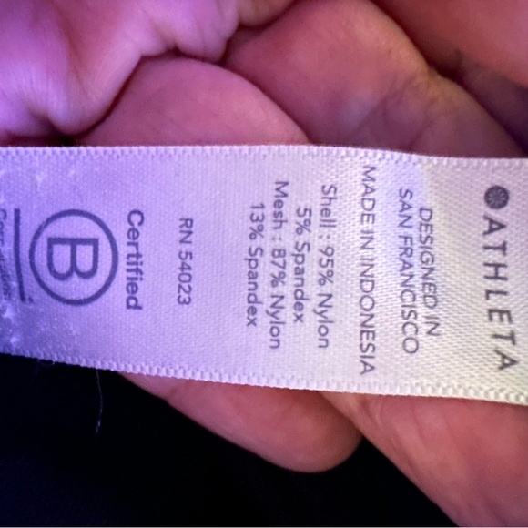 ATHLETA 16L TREKKIE NORTH Black woman Mid-Rise casual activewear JOGGER - Picture 12 of 14